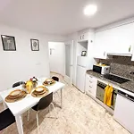 Yellow Lloret Apartment *